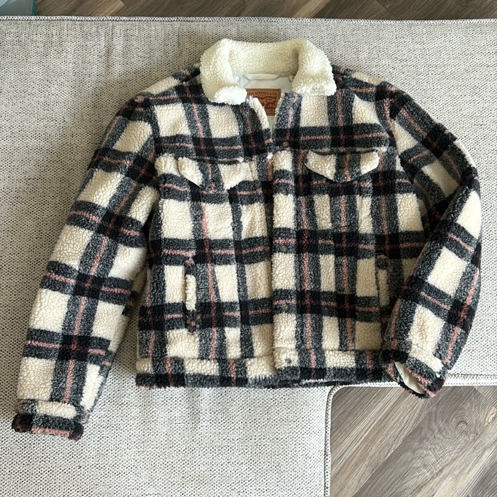 Levi’s Women’s Sherpa Plaid Trucker Jacket